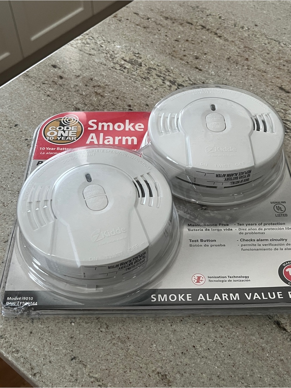 😎😎😎White Smoke Alarm 2-Pack — 10 YEAR Battery-Powered Home Safety